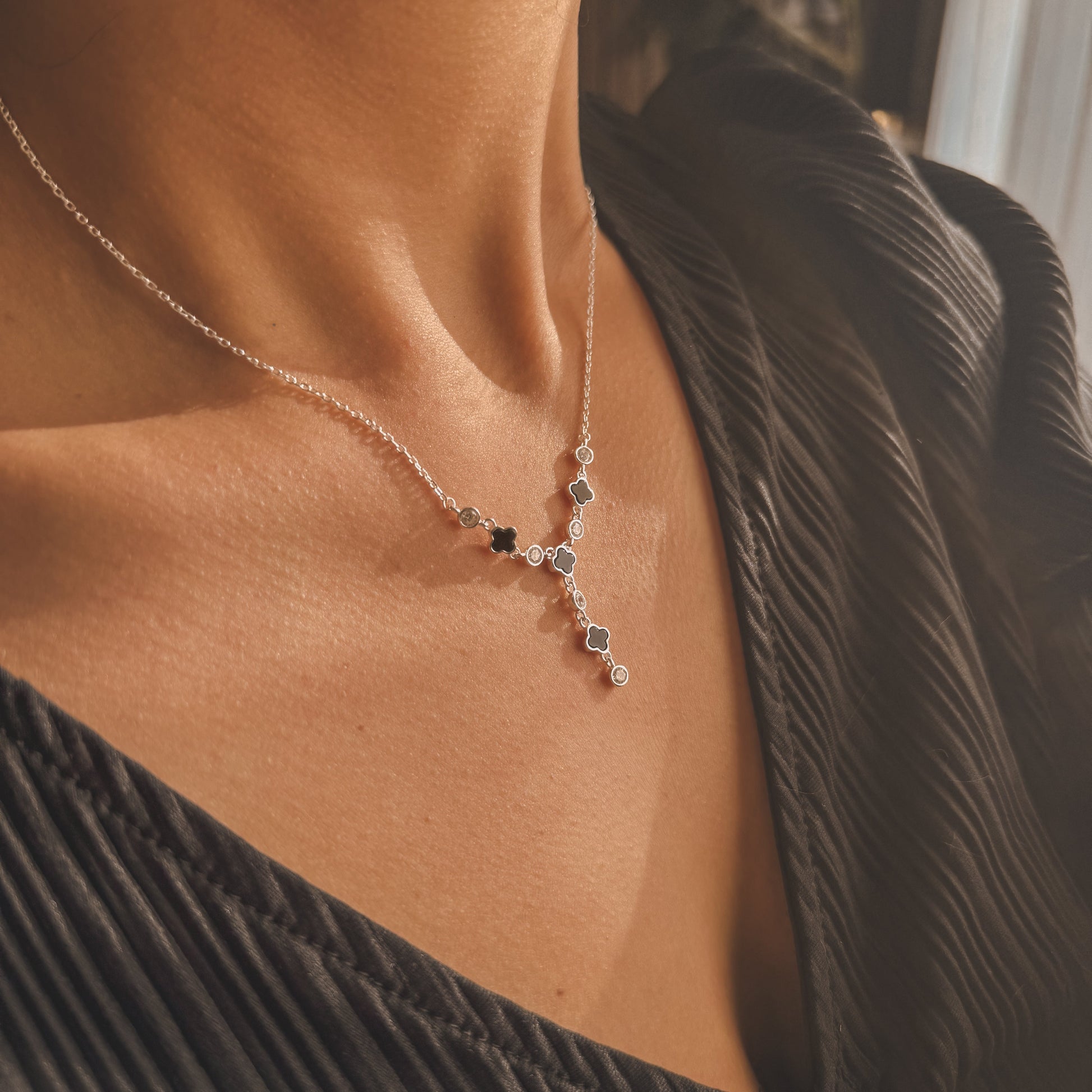 Collar Trébol Cascada