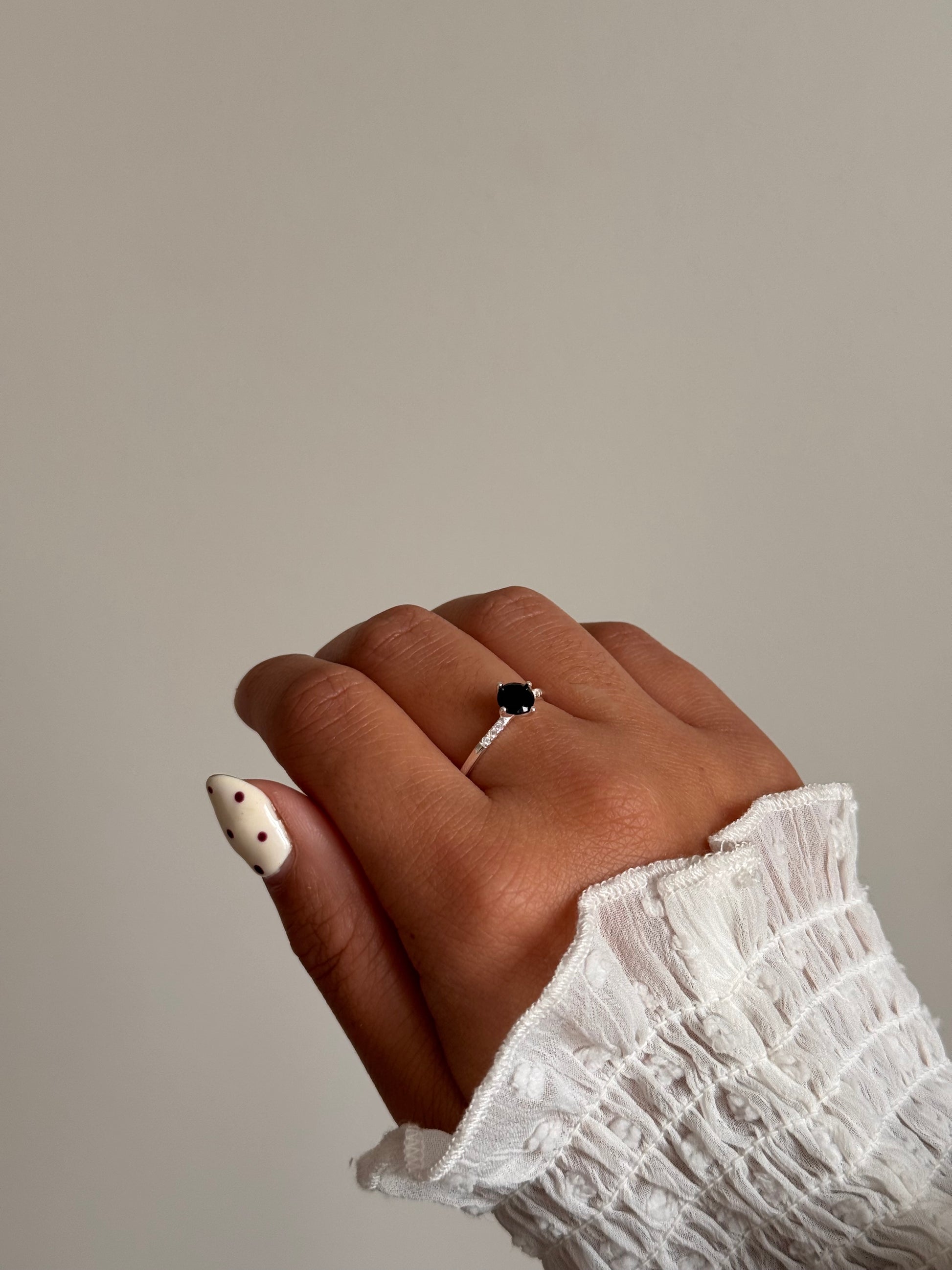 Anillo Black