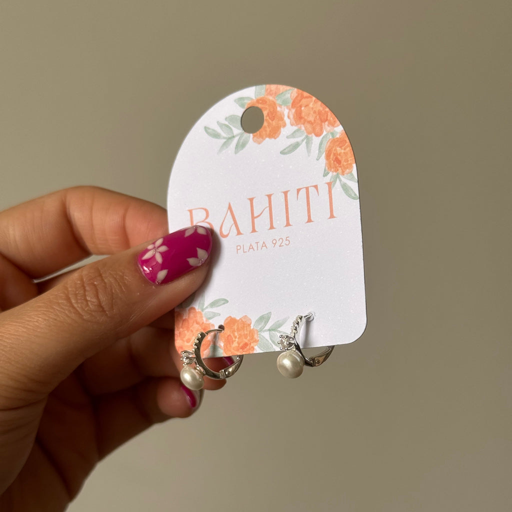 Argolla huggie perla microcircones